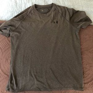 Underarmour workout shirt. Used, good condition